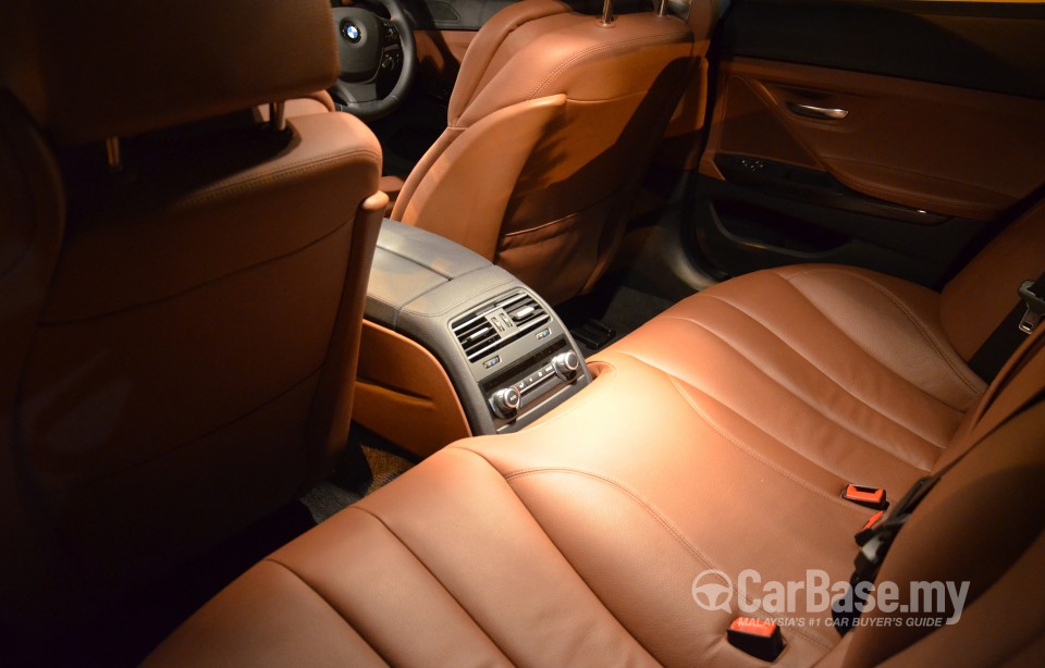 BMW 6 Series Gran Coupe F06 (2012) Interior