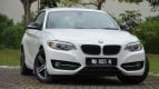 BMW 2 Series Coupe Exterior photo
