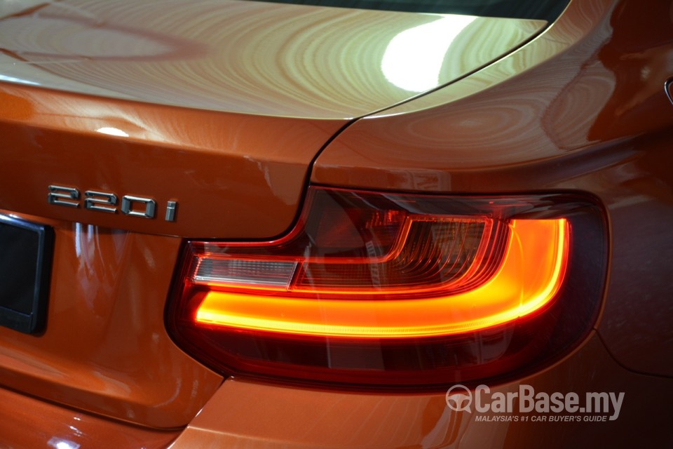 BMW 2 Series Coupe F22 (2014) Exterior