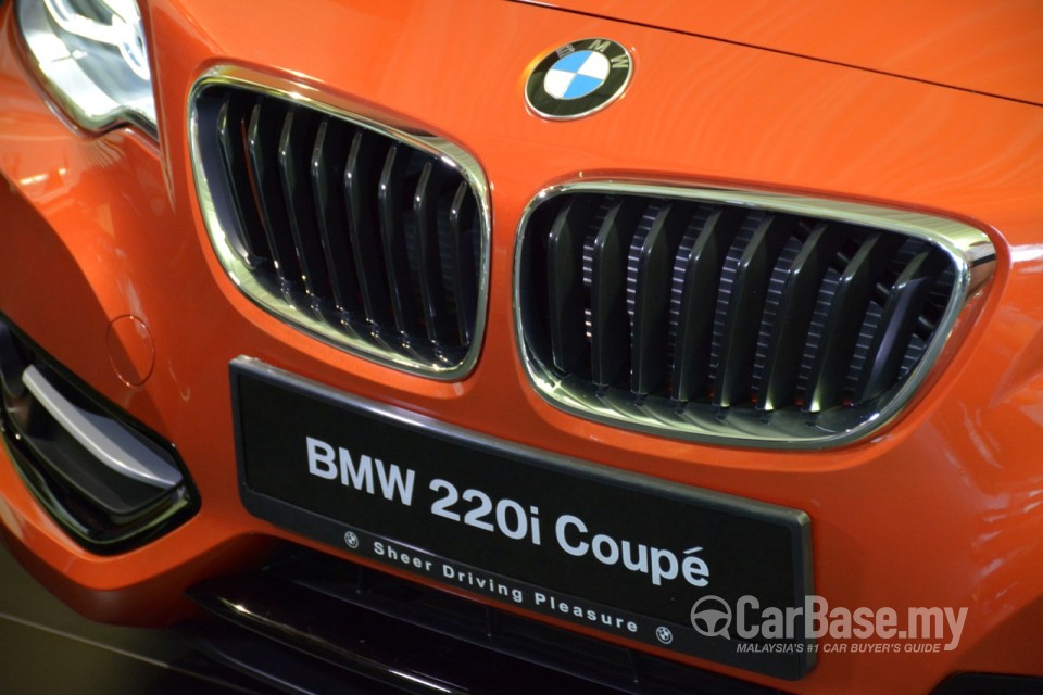 BMW 2 Series Coupe F22 (2014) Exterior