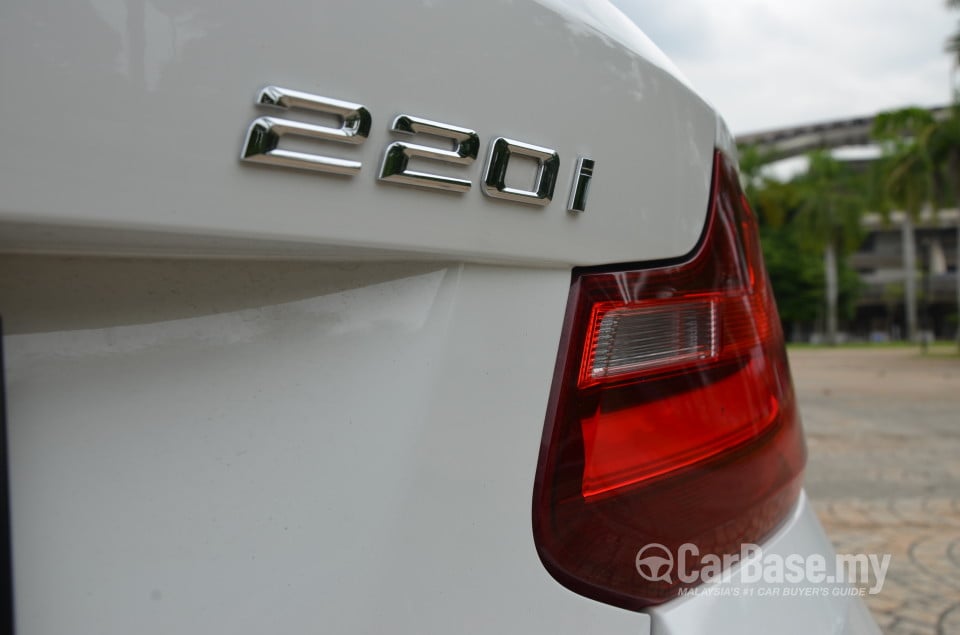 BMW 2 Series Coupe F22 (2014) Exterior