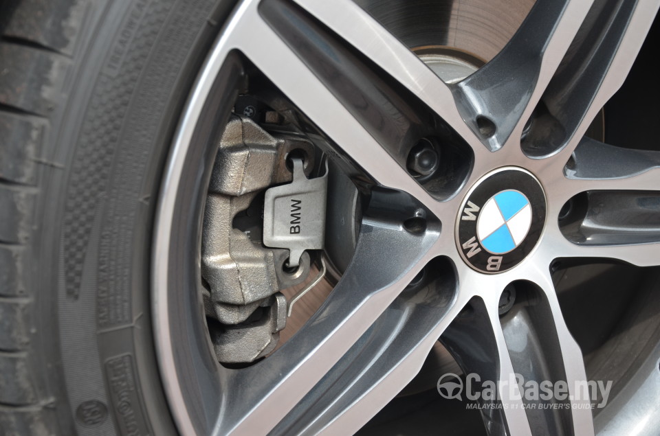 BMW 2 Series Coupe F22 (2014) Exterior