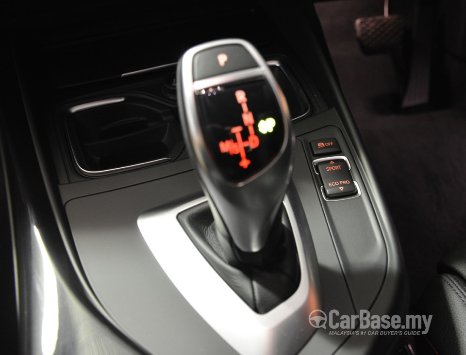 BMW 2 Series Coupe F22 (2014) Interior