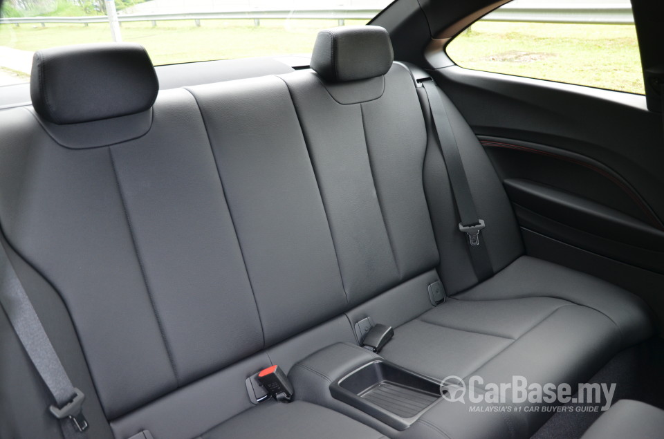 BMW 2 Series Coupe F22 (2014) Interior