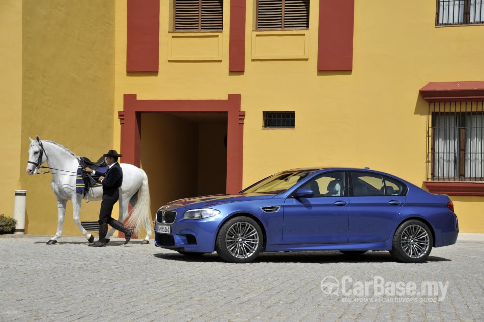 BMW M5 F10 Facelift (2013) Exterior