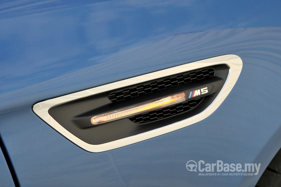 BMW M5 F10 Facelift (2013) Exterior