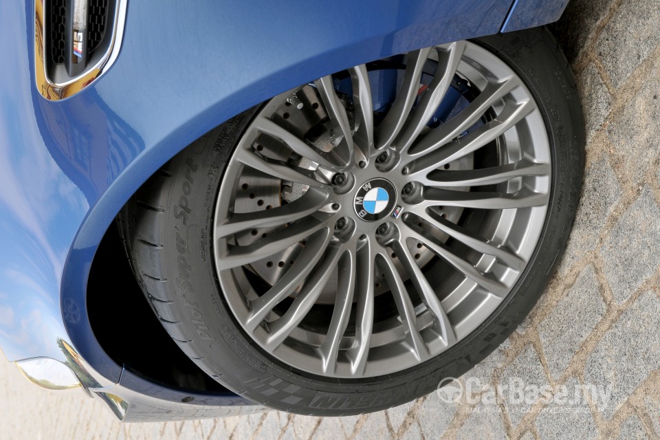 BMW M5 F10 Facelift (2013) Exterior