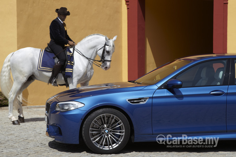 BMW M5 F10 Facelift (2013) Exterior