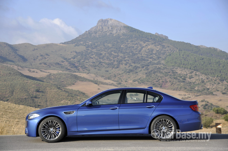 BMW M5 F10 Facelift (2013) Exterior
