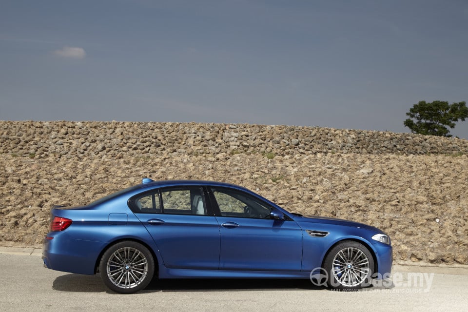 BMW M5 F10 Facelift (2013) Exterior
