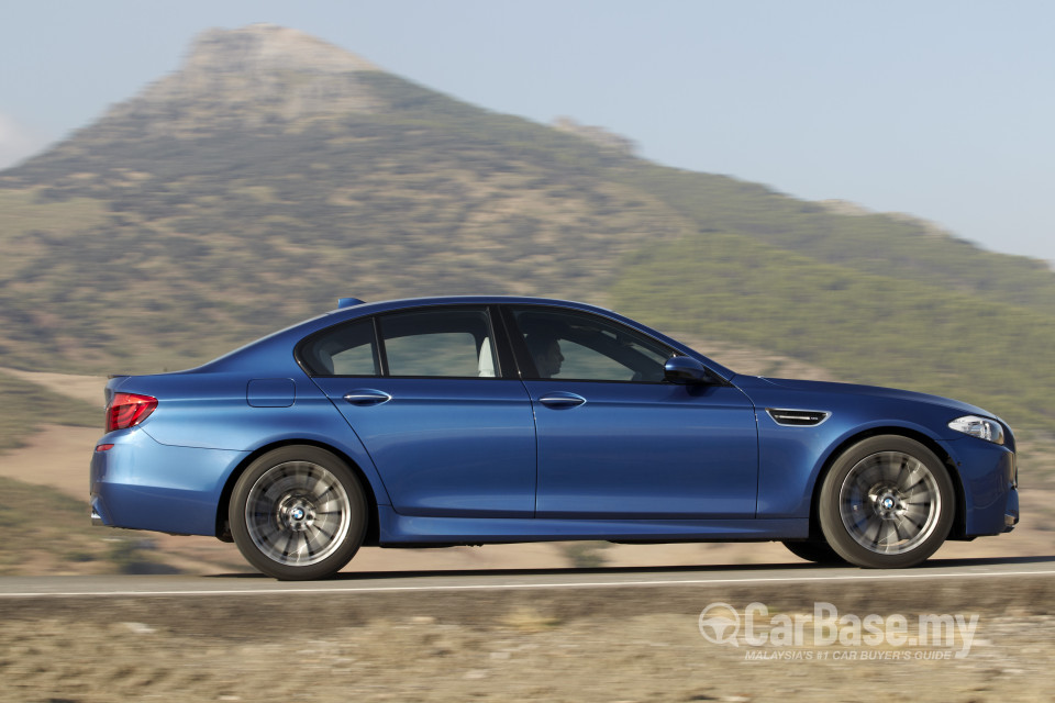BMW M5 F10 Facelift (2013) Exterior