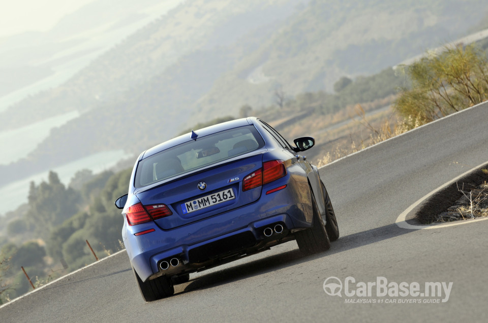 BMW M5 F10 Facelift (2013) Exterior