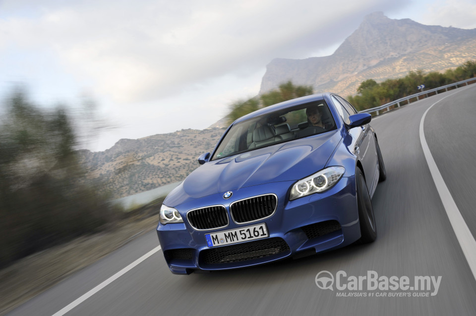 BMW M5 F10 Facelift (2013) Exterior