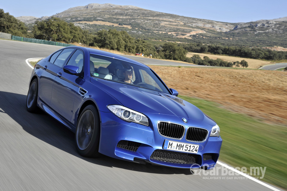 BMW M5 F10 Facelift (2013) Exterior