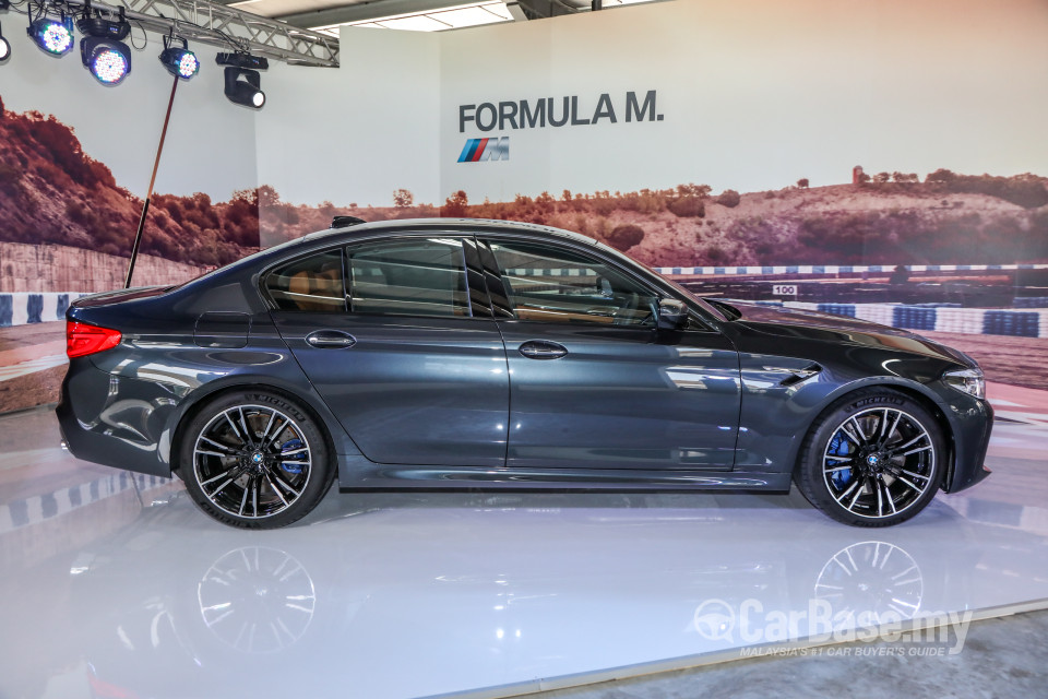BMW M5 F90 (2018) Exterior