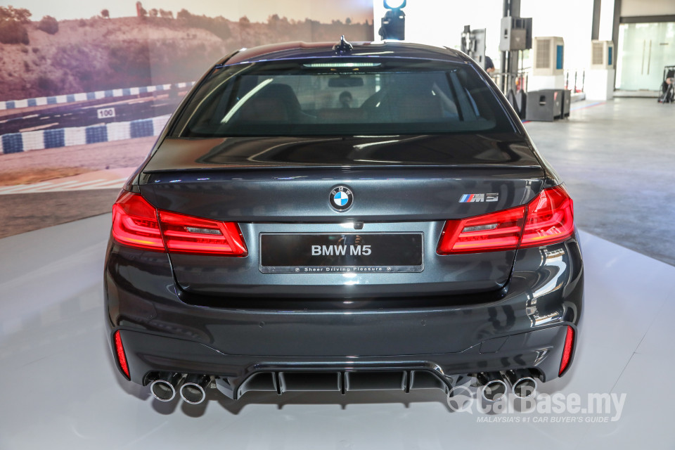 BMW M5 F90 (2018) Exterior