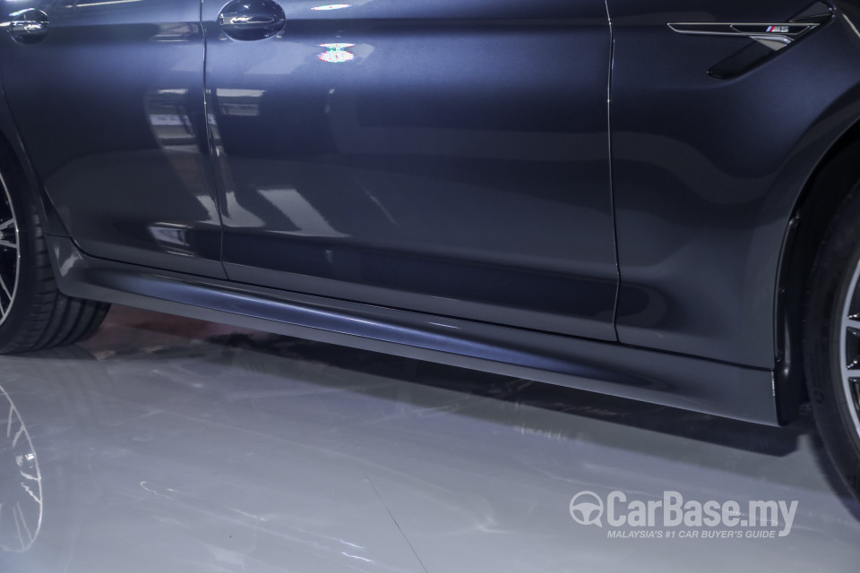 BMW M5 F90 (2018) Exterior