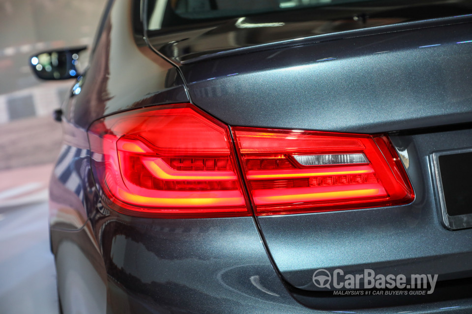 BMW M5 F90 (2018) Exterior