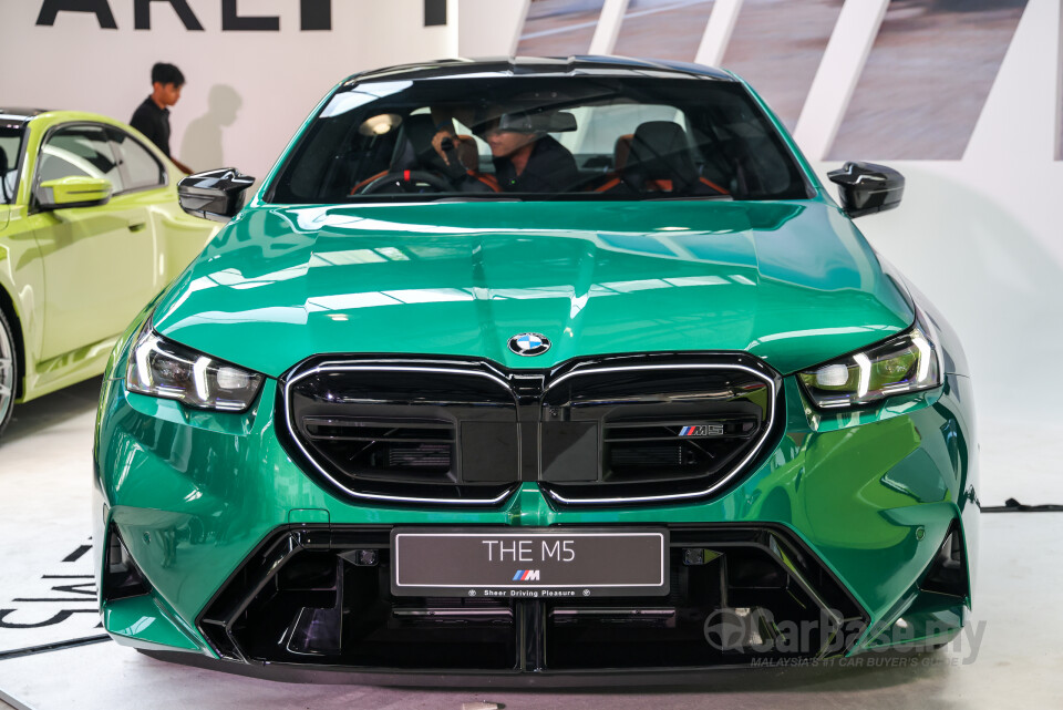 BMW M5 G90 (2025) Exterior