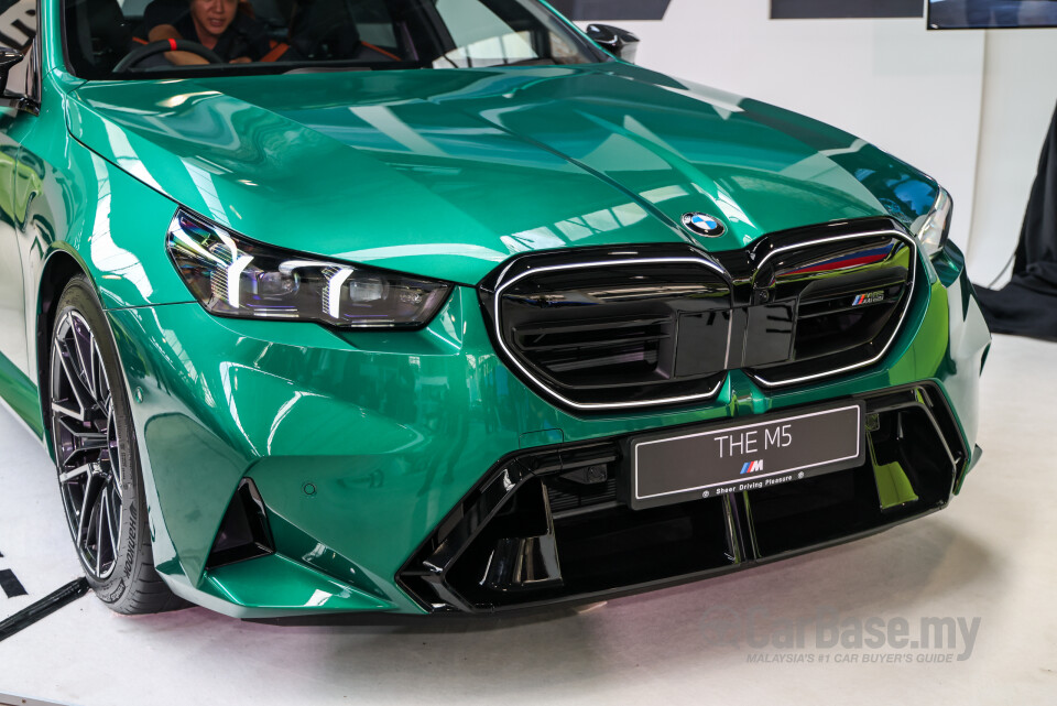 BMW M5 G90 (2025) Exterior
