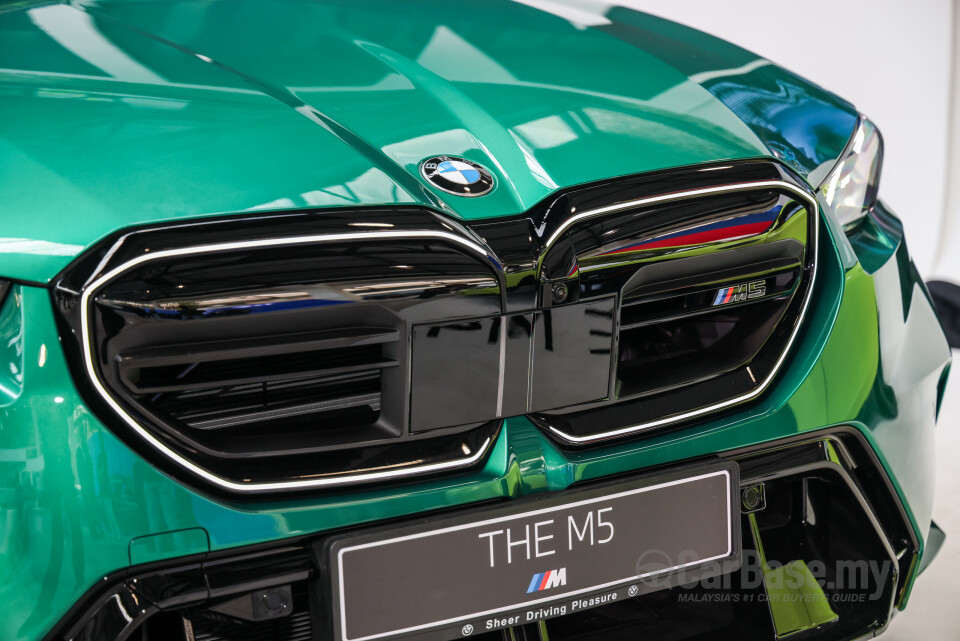 BMW M5 G90 (2025) Exterior
