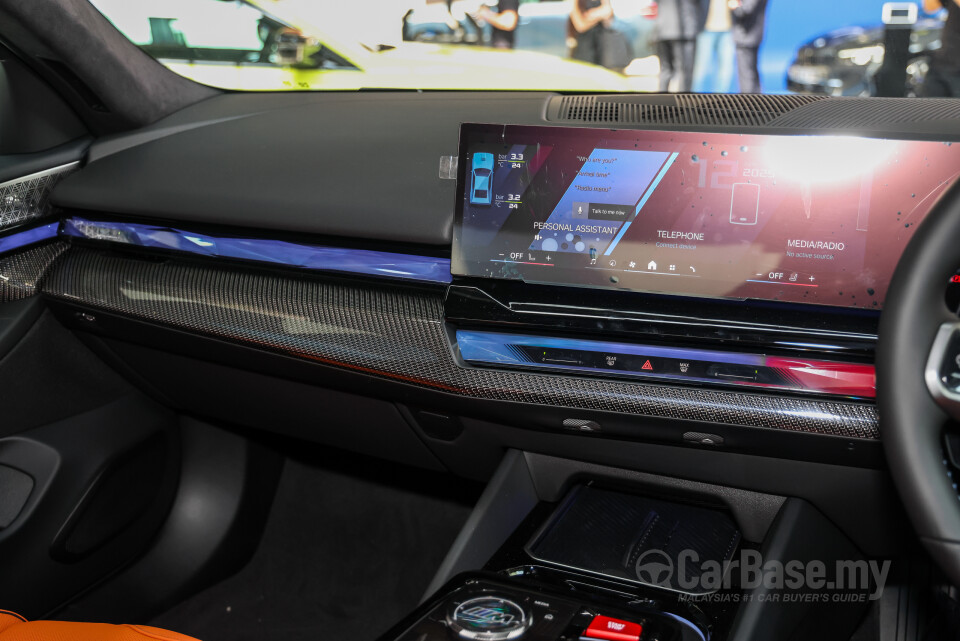 BMW M5 G90 (2025) Interior