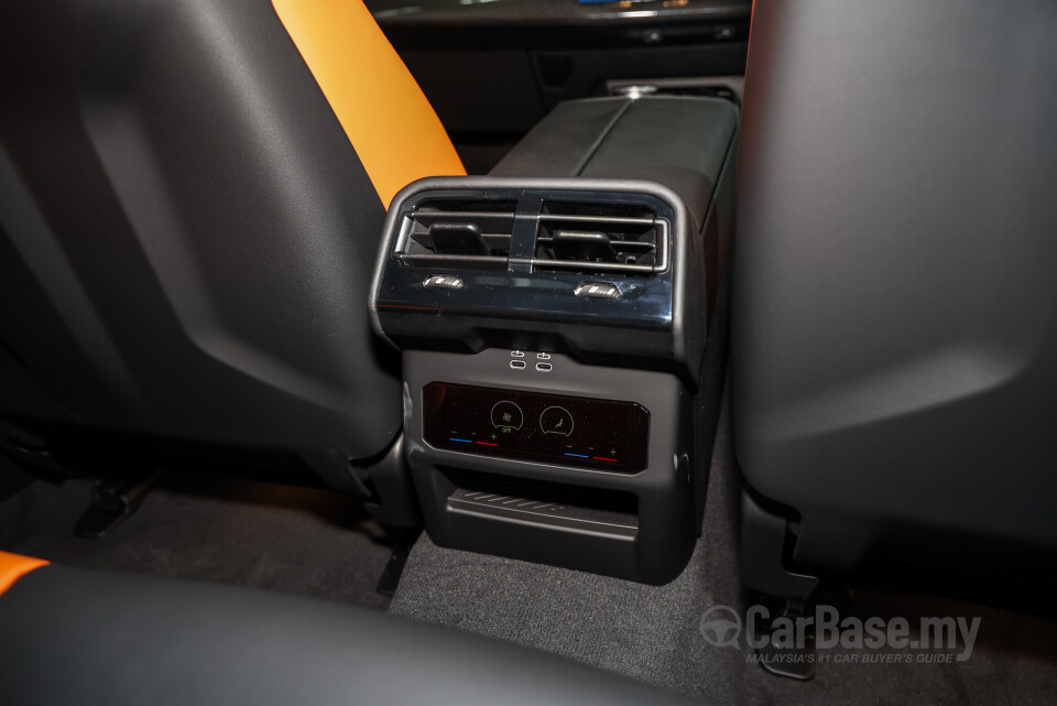 BMW M5 G90 (2025) Interior