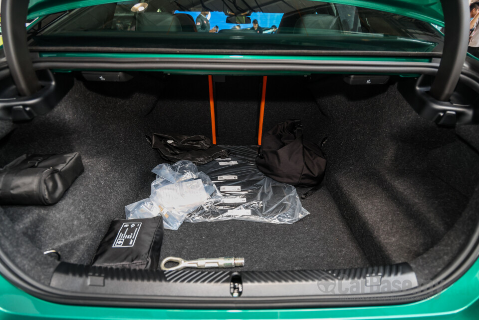 BMW M5 G90 (2025) Interior