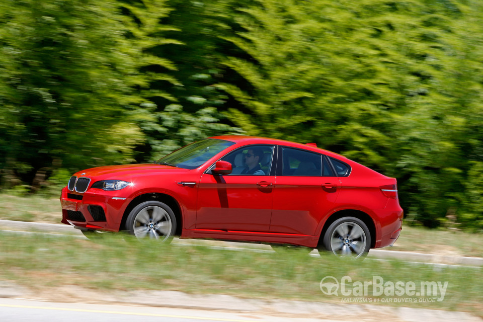 BMW X6 M E71 (2010) Exterior