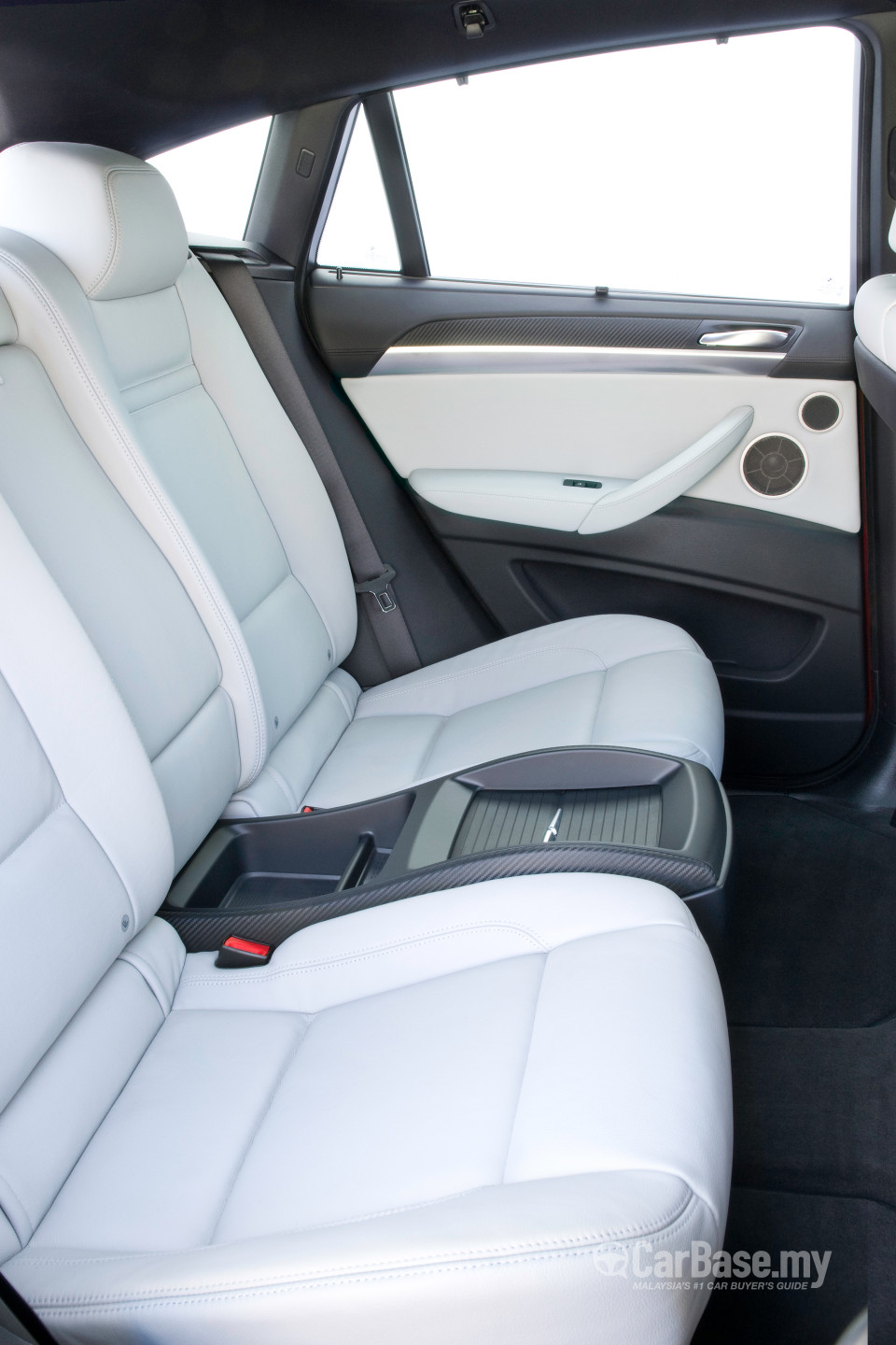 BMW X6 M E71 (2010) Interior