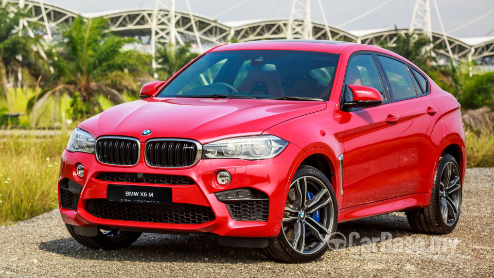 BMW X6 M F86 (2015) Exterior