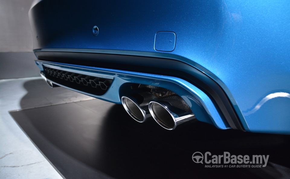 BMW X6 M F86 (2015) Exterior