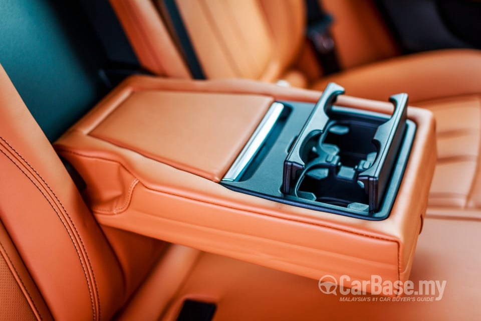 BMW X6 M F86 (2015) Interior