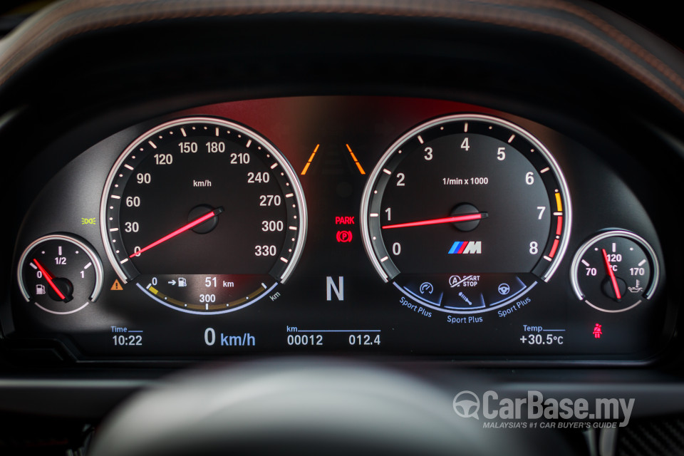 BMW X6 M F86 (2015) Interior