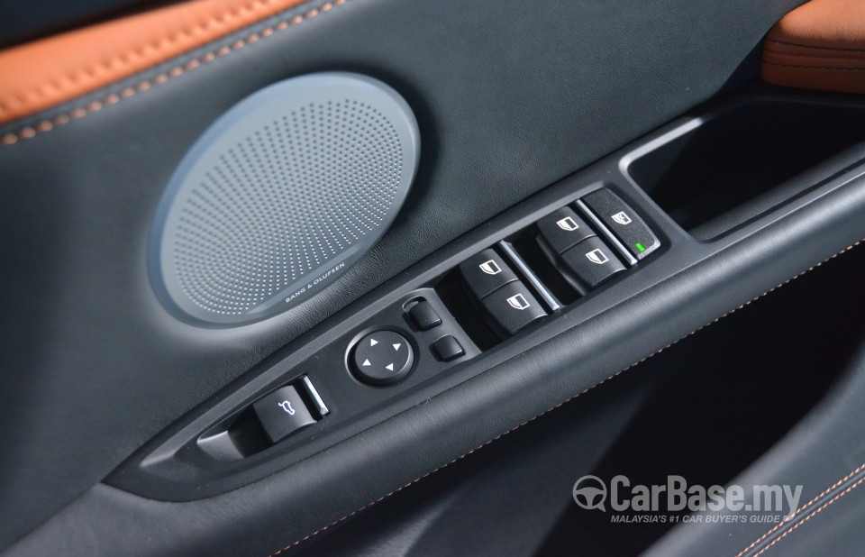 BMW X6 M F86 (2015) Interior