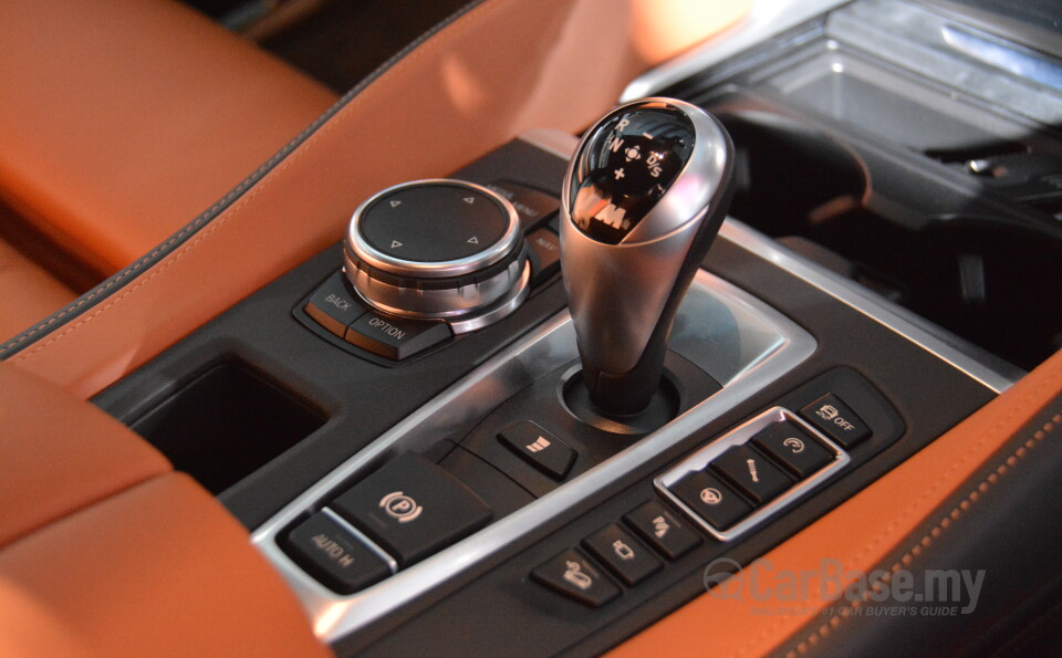 Volkswagen Vento Mk5 facelift (2016) Interior