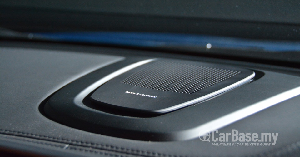 BMW X6 M F86 (2015) Interior