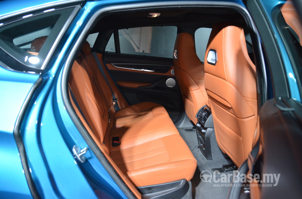 BMW X6 M F86 (2015) Interior