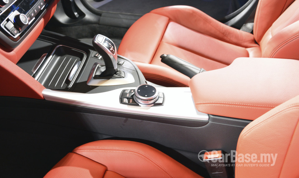 BMW 4 Series Gran Coupe F36 (2014) Interior