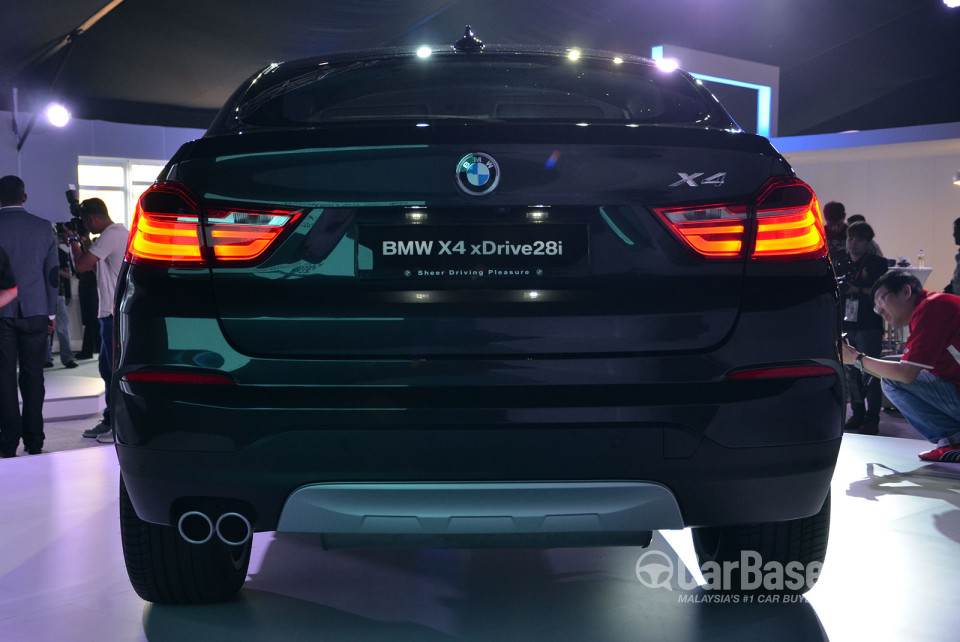 BMW X4 F26 (2014) Exterior