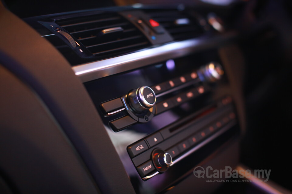 MINI Clubman F54 (2016) Interior