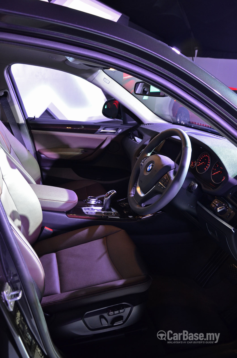 BMW X4 F26 (2014) Interior