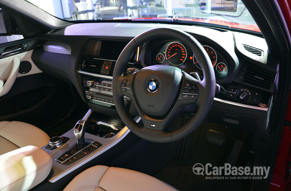 BMW X4 F26 (2014) Interior