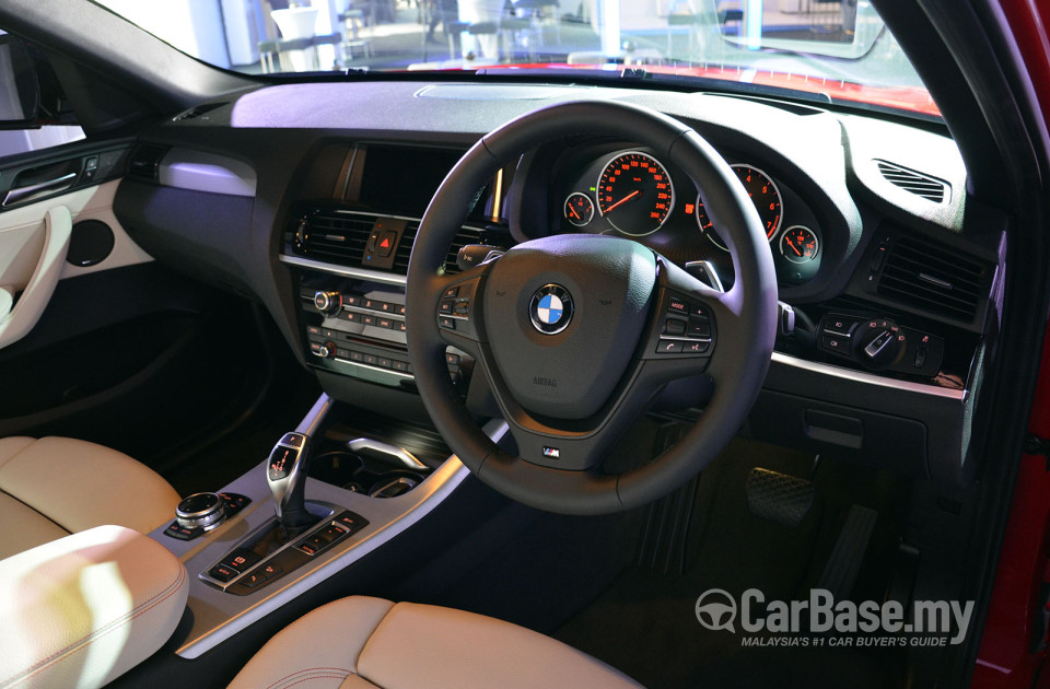 BMW X4 F26 (2014) Interior