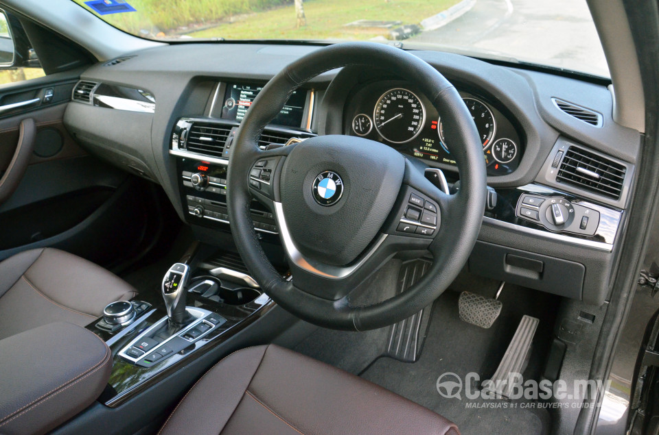 BMW X4 F26 (2014) Interior