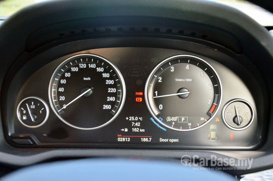 BMW X4 F26 (2014) Interior
