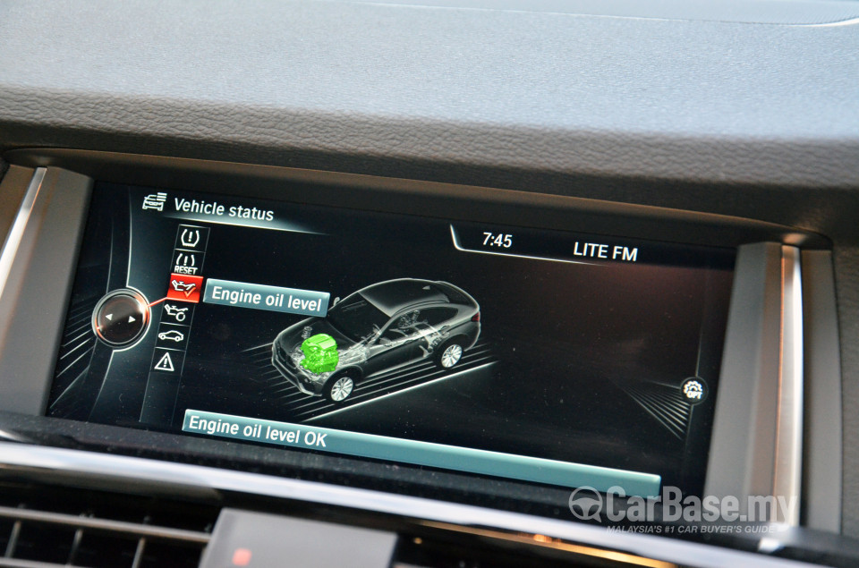 BMW X4 F26 (2014) Interior