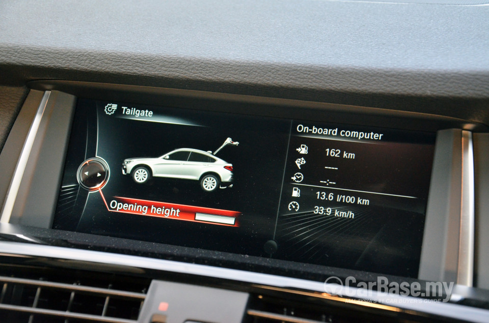 BMW X4 F26 (2014) Interior