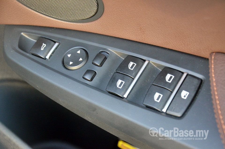 BMW X4 F26 (2014) Interior