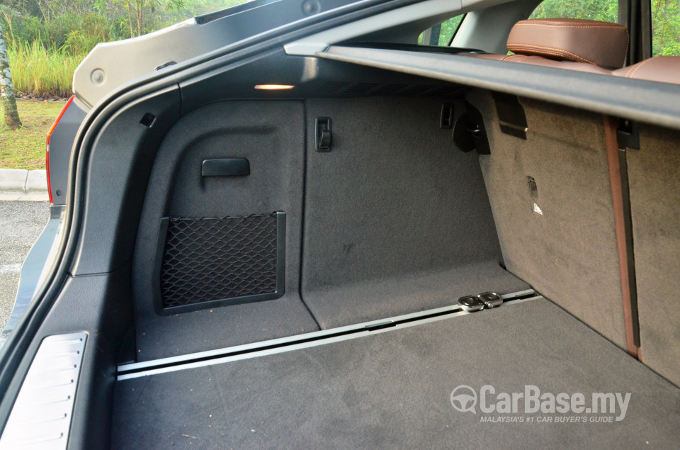 BMW X4 F26 (2014) Interior